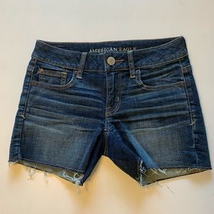 American Eagle - denim shorts